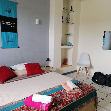 Jolie Chambre Climatisee Avec Balcon Chez L'Habitant Сен-П'єр Екстер'єр фото