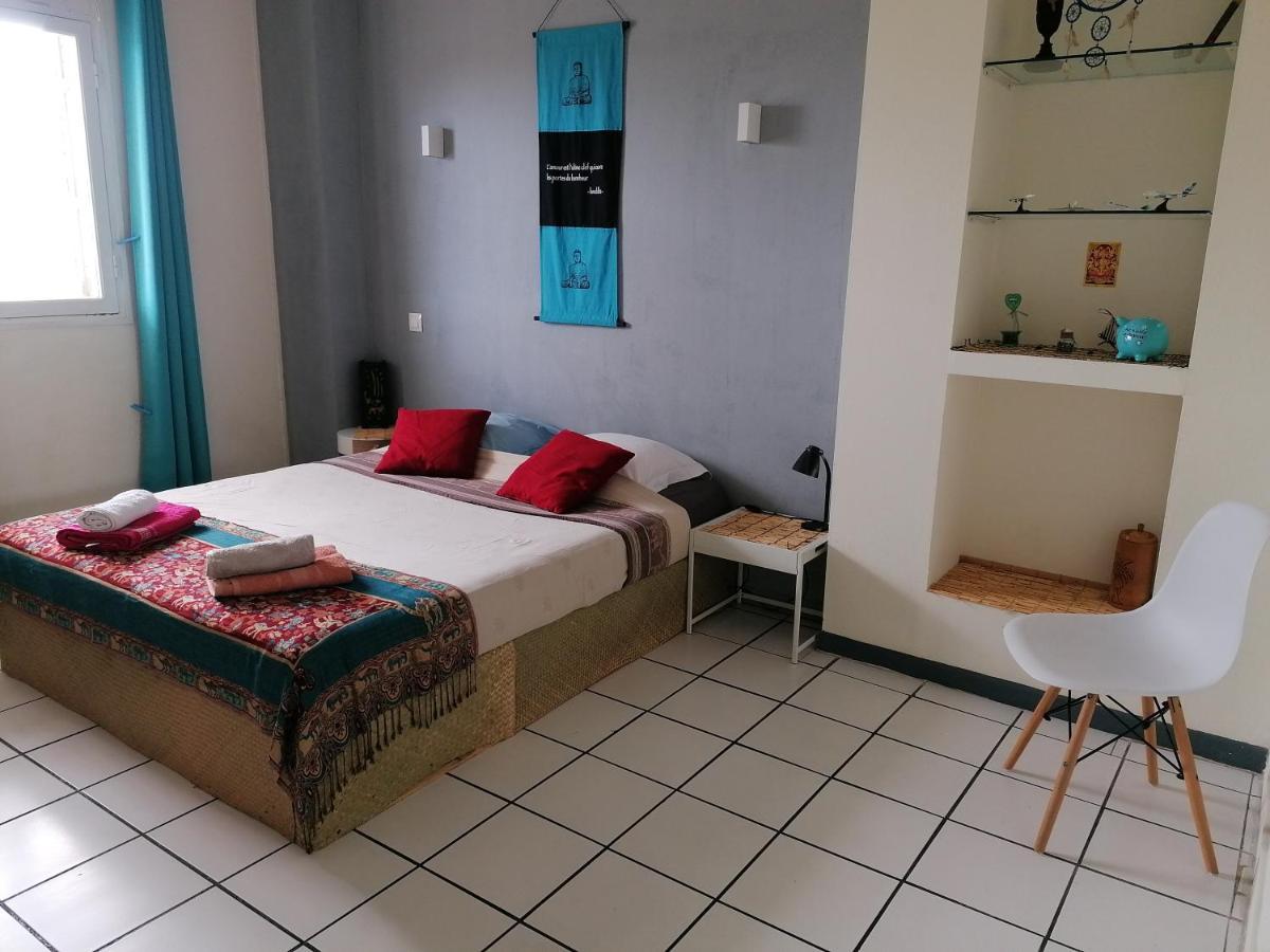 Jolie Chambre Climatisee Avec Balcon Chez L'Habitant Сен-П'єр Екстер'єр фото